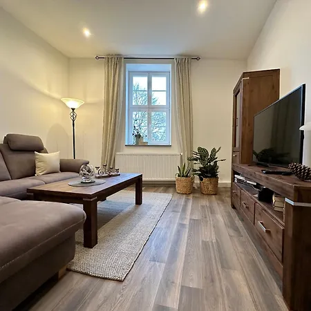 Zum Neuhaeusel Apartment *