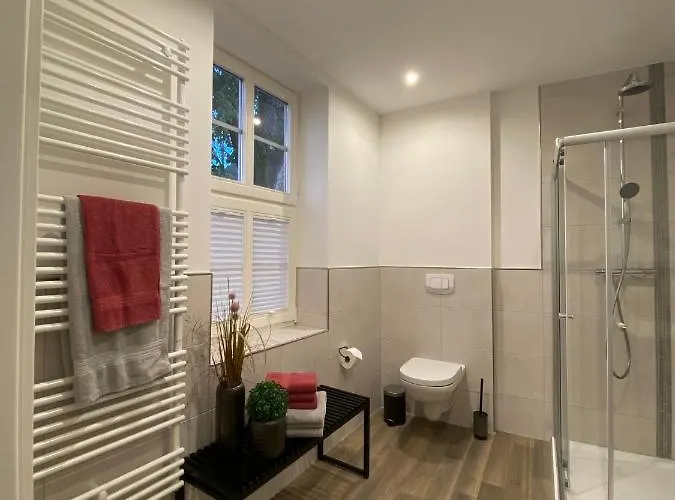 Zum Neuhaeusel * Quedlinburg